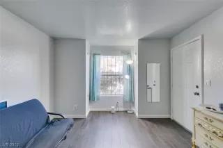 Photo #5: 2486904 Listing 