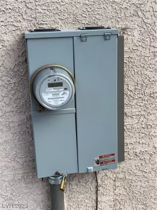 Photo #5: 2486966 Listing 