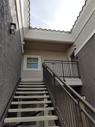 Photo #4: 2486973 Listing 
