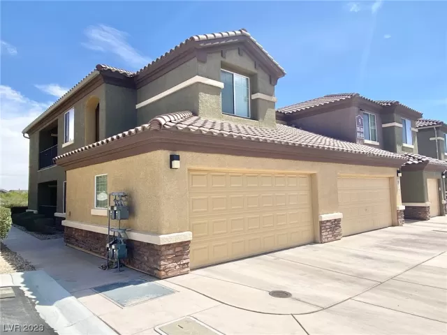 MLS: 2486985 Condo For Sale