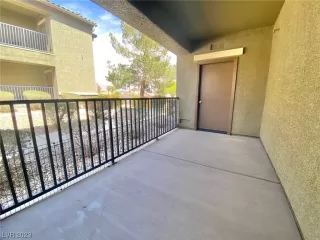 Photo #1: 2486985 Listing 