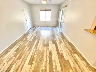 Photo #2: 2486985 Listing 