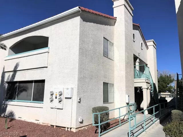 MLS: 2486998 Condo For Sale