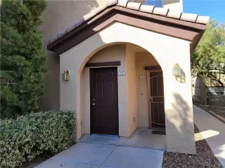 Photo #4: 2487009 Listing 
