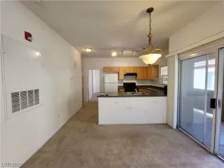 Photo #6: 2487009 Listing 