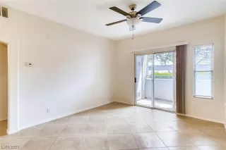 Photo #3: 2487056 Listing 