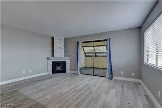 Photo #3: 2487079 Listing 