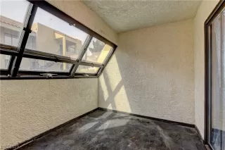 Photo #4: 2487079 Listing 