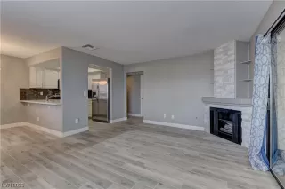 Photo #5: 2487079 Listing 