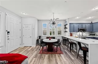 Photo #3: 2487085 Listing