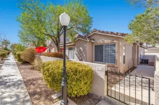 Photo #2: 2487086 Listing 