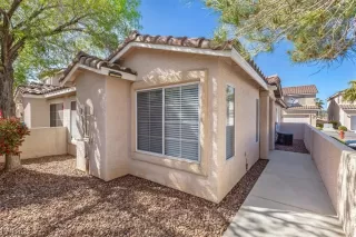 Photo #3: 2487086 Listing 