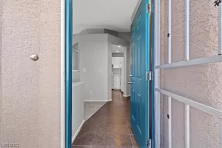 Photo #5: 2487086 Listing 