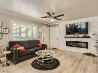 Photo #4: 2487089 Listing 