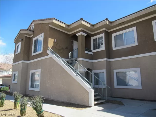 MLS: 2487092 Condo For Sale