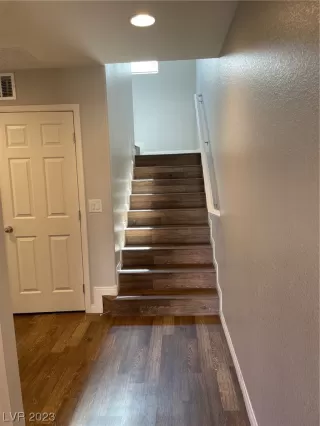 Photo #4: 2487119 Listing 