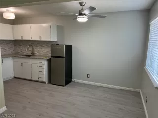 Photo #4: 2487147 Listing 