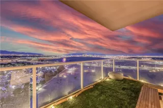 Photo #1: 2487173 Listing 