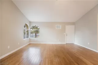 Photo #5: 2487215 Listing 