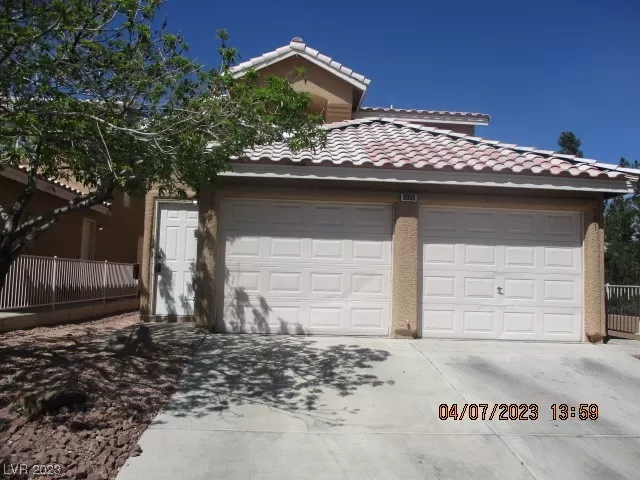 MLS: 2487226 Condo For Sale