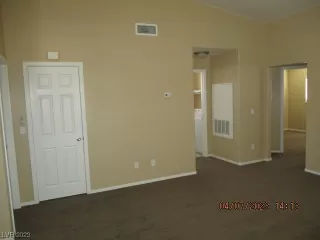 Photo #3: 2487226 Listing 