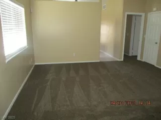 Photo #4: 2487226 Listing 