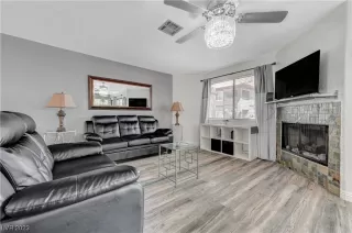 Photo #5: 2487248 Listing 