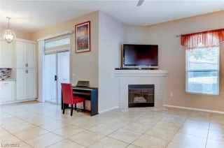 Photo #4: 2487266 Listing 