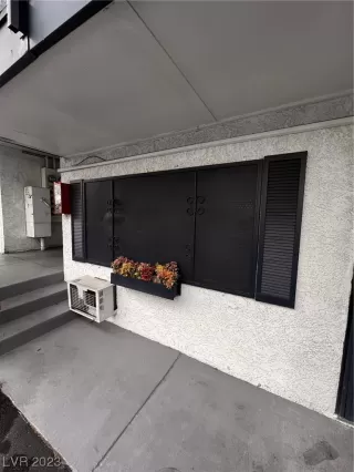 Photo #1: 2487312 Listing 