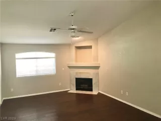 Photo #5: 2487316 Listing 