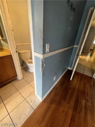 Photo #6: 2487350 Listing