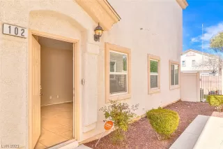 Photo #2: 2487352 Listing 