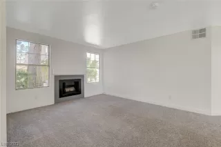 Photo #5: 2487355 Listing