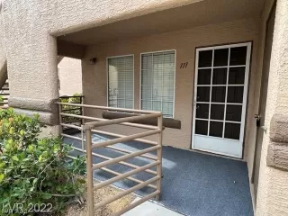 Photo #2: 2487361 Listing 