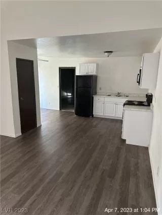 Photo #6: 2487392 Listing 