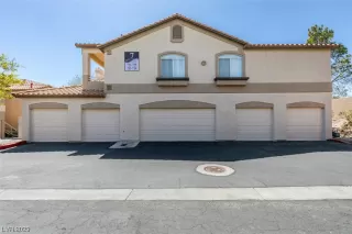 Photo #3: 2487445 Listing