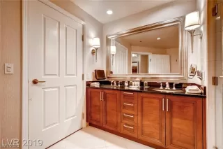 Photo #2: 2487446 Listing 