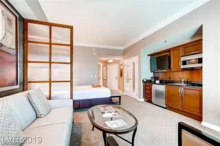 Photo #4: 2487446 Listing 