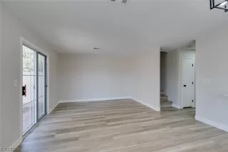 Photo #6: 2487448 Listing 