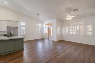 Photo #3: 2487535 Listing 