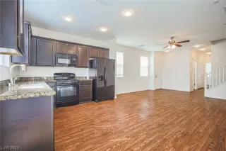 Photo #3: 2487544 Listing 