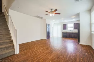 Photo #5: 2487544 Listing 