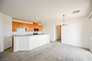 Photo #3: 2487554 Listing 