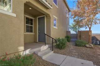 Photo #1: 2487580 Listing