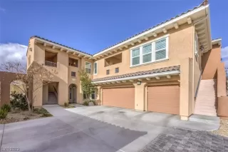 Photo #1: 2487593 Listing 