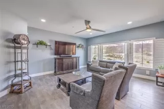 Photo #5: 2487593 Listing 