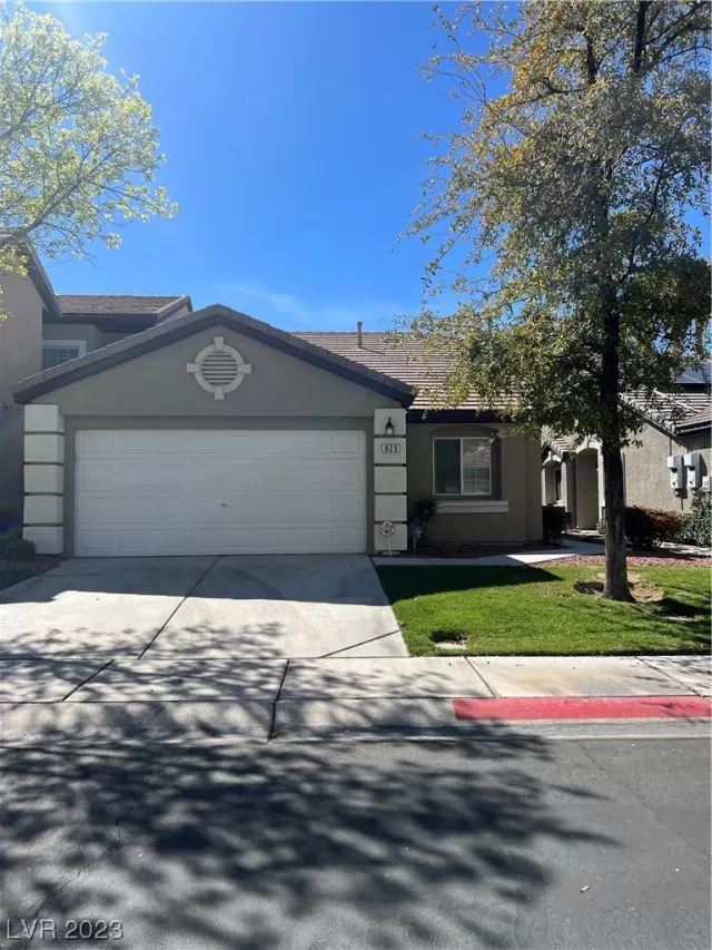 MLS: 2487609 Condo For Sale