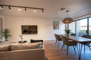 Photo #6: 2487614 Listing 