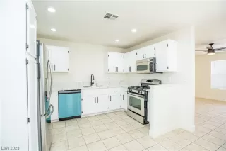 Photo #3: 2487654 Listing