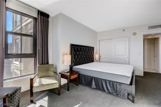 Photo #4: 2487678 Listing 